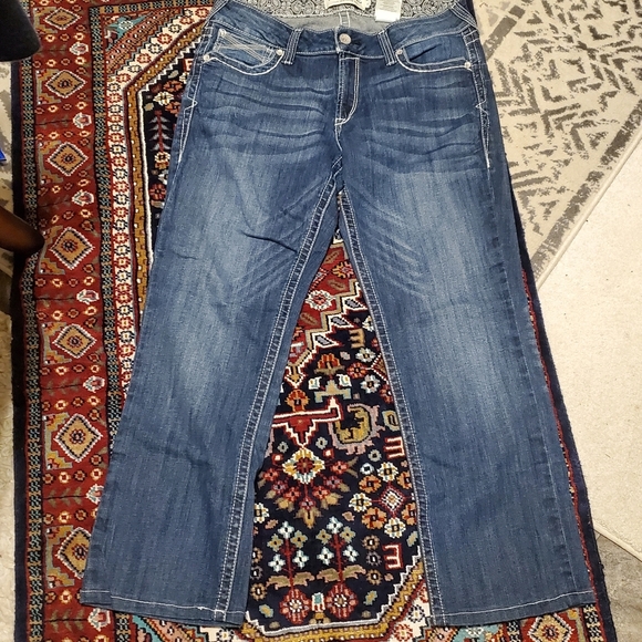 ARIAT 31R.  DRESDEN.  MID RISE. DARK DENIM. Stretch - Picture 1 of 8